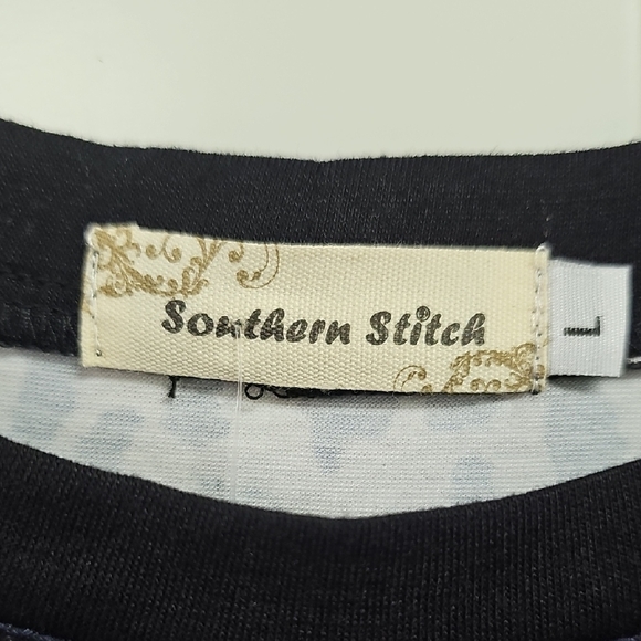 Pink Relaxed Tunic with Peter Pan Collar and Cuffed Sleeves - Picture 2 of 5